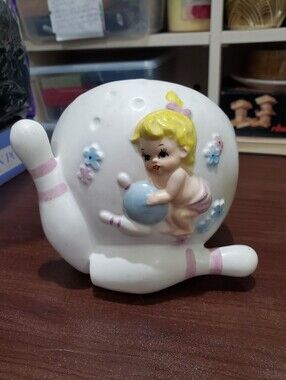 Vintage Napco BABY Planter Pink & Blue Bowling Decor Japan Kitsch C - 7165 50s